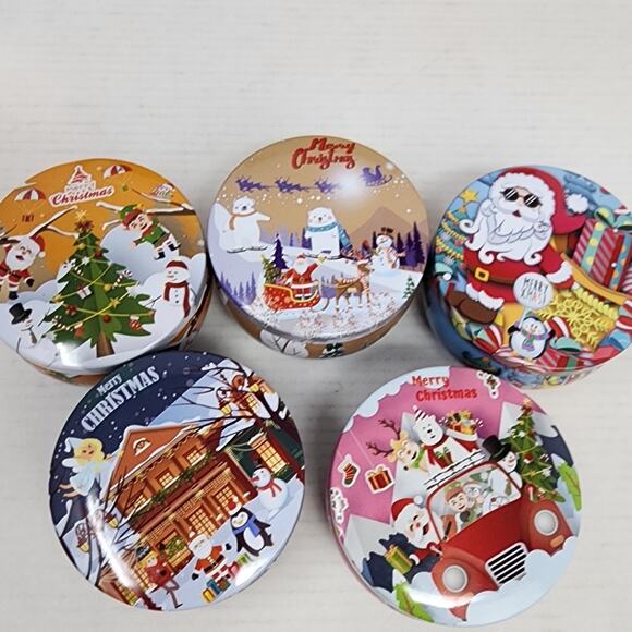 Box of 16 Christmas Candles in Tins Assorted Designs Gifts Girlfriends Party New - Picture 3 of 6